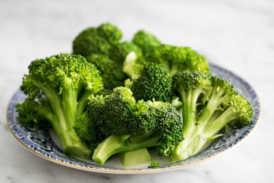 steamed-broccoli-horiz-b-2000