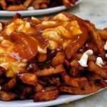 poutine-ricetta-mindthetrip-980x653