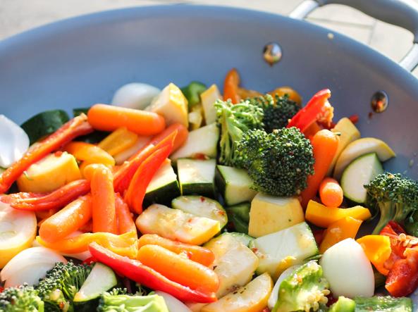 Dieta a base vegetale porta alla remissione della malattia di Crohn, in un caso report malattia di Crohn