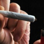 Fotolia_48565318_Disturbi-correlati-a-sostanze-e-disturbi-da-addiction-cosa-cambia-nel-DSM-5-3-680x382