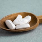 Magnesium-Supplements-Pills-Close-Spoon-1200x800